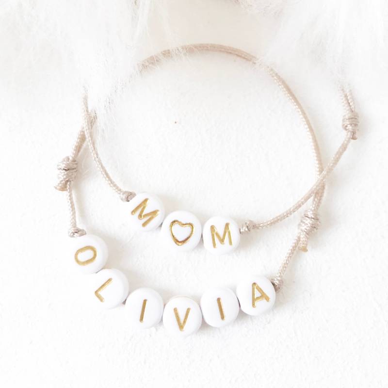 Personalisierte Mutter Tochter Perlen Armbänder Passender Benutzerdefinierter Name Schmuck, Alphabet Armband von Ohlalalondon