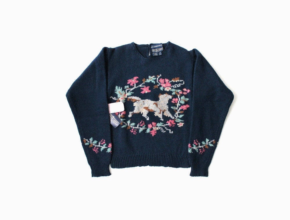 Vintage Nos Kreuzstich Bestickter Blumen-Neuheits-Pullover von OiseauVintage