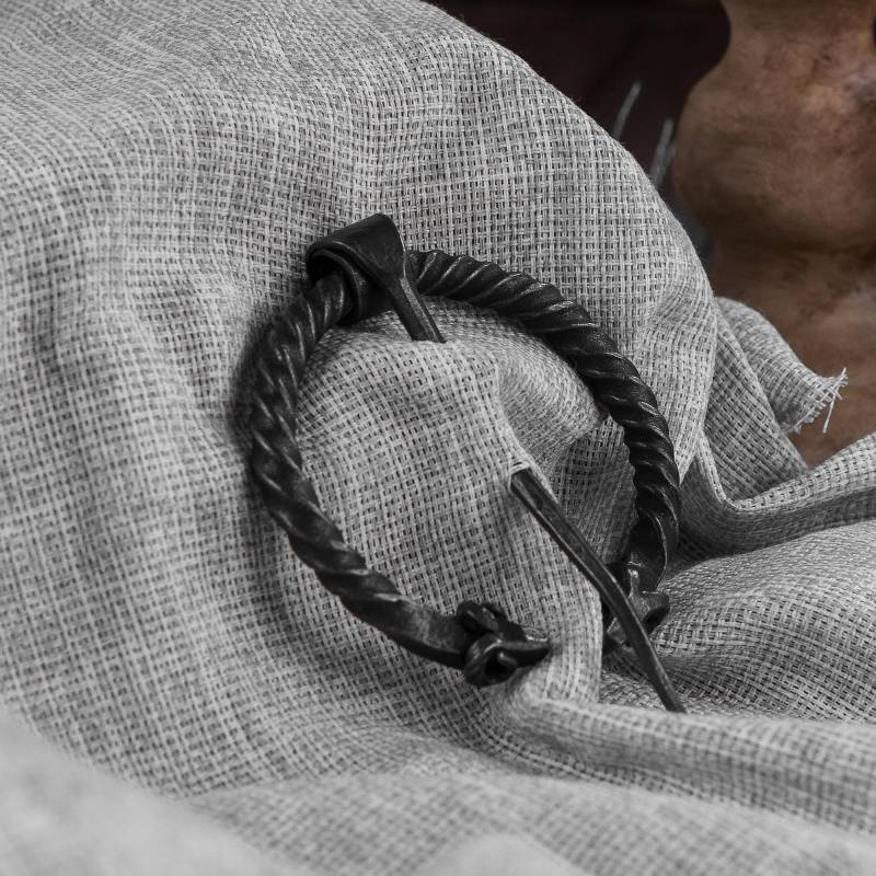 Mittelalter Brosche, Gewandnadel, Gewandhaken, Wikinger Fibel Anstecknadel, Reenactment, Larp Widder Schmuck, Haken von OiumUA