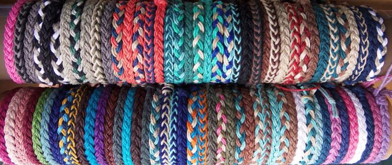 Personalisiertes Hanf Armband Handgeflochtenes Hippie Boho Schmuck von Oklahoma405