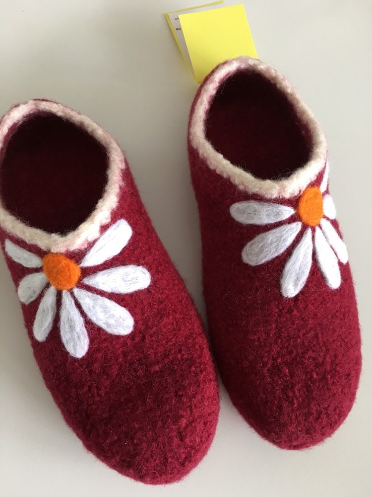 Clogs "Margerite". Mit Latexsohle. Farbe Frei Wählbar von OlaCrochet