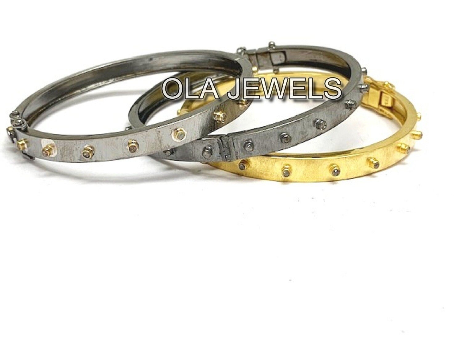 925 Sterling Silber Armreif Vergoldet Und Zweifarbiger Diamant Handgemachter Schmuck Weihnachtsgeschenke Hochzeitsgeschenke Jahrestagsgeschenk 925 Sterling Silber Armreif Vergoldet Und Zweifarbiger Diamant Handgemachter Schmuck Weihnachtsgeschenke Hochzeitsgeschenke Jahrestagsgeschenk von OlaJewelsDesigns