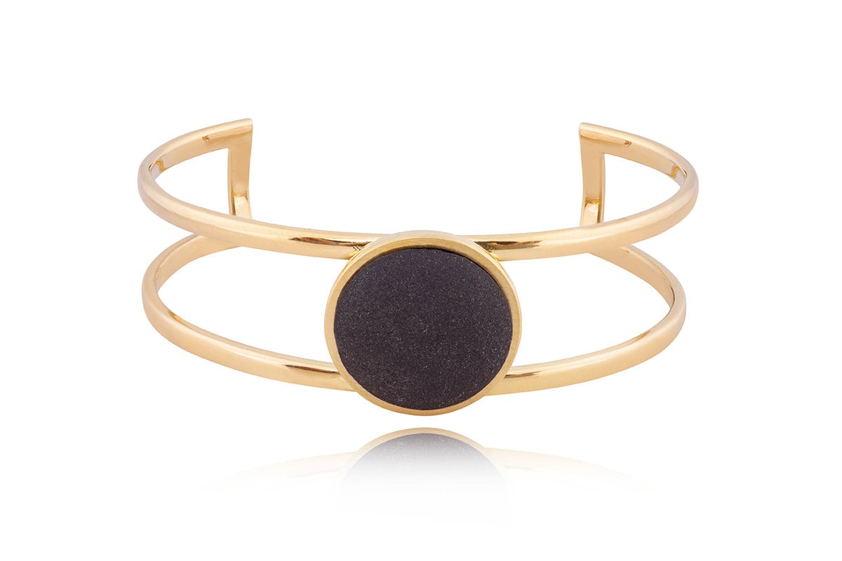 Aleksandra Puchacz Goldfarbenes & Schwarzes Porzellanarmband Aleksandra Puchacz Goldfarbenes & Schwarzes Porzellanarmband von OlaPuchaczJewellery