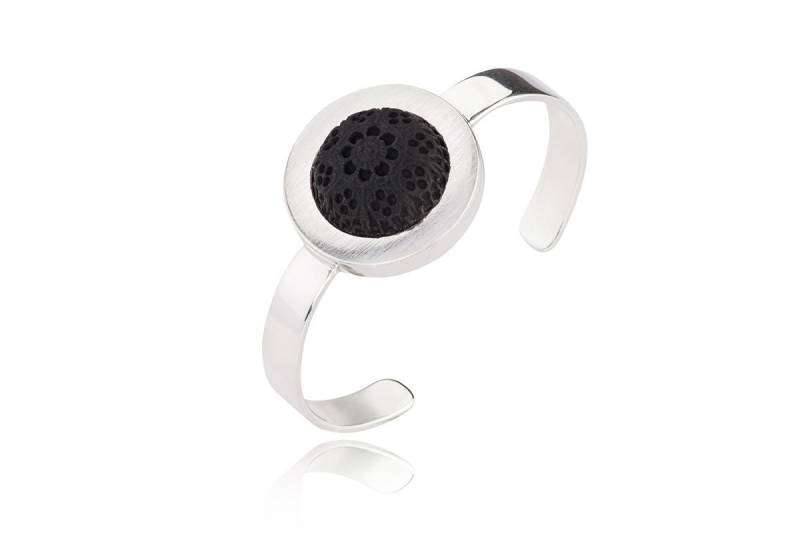 Aleksandra Puchacz Silberfarbenes & Schwarzes Porzellanarmband Aleksandra Puchacz Silberfarbenes & Schwarzes Porzellanarmband von OlaPuchaczJewellery
