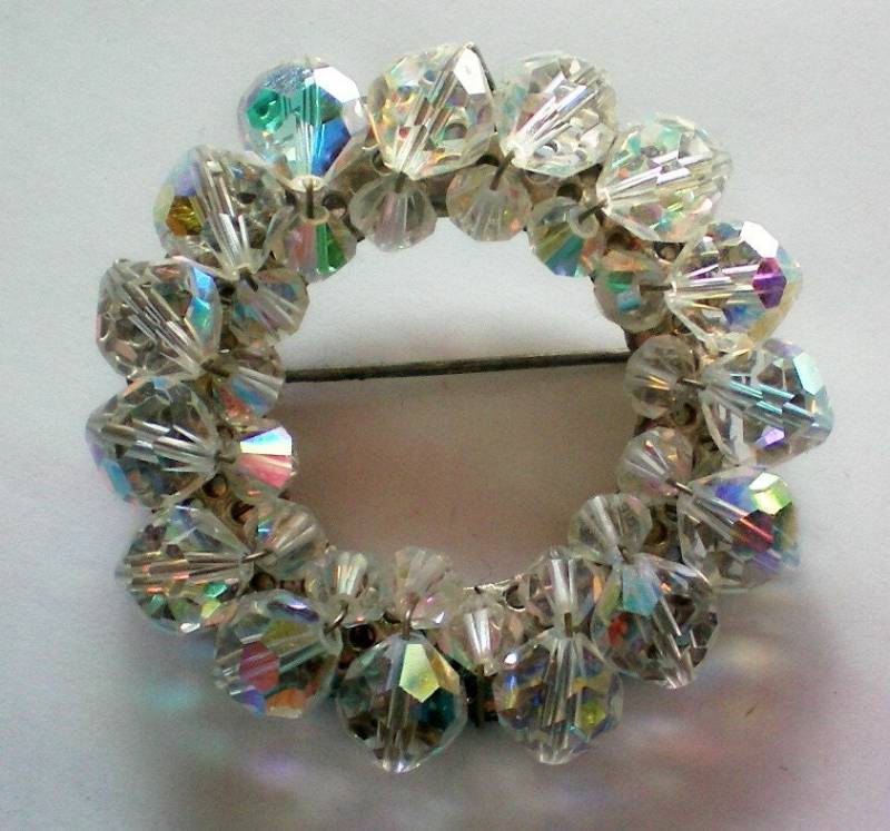 Aurora Borealis Crystal Kreis Brosche - 3340 von OldCastleTreasures