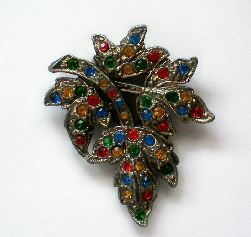 Kleine Nemo Unsigniert Topf Metall Fell Oder Kleiderclip - 3777 von OldCastleTreasures