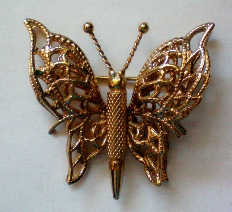 Monet-Gold-Ton-Schmetterling-Pin - 4863 von OldCastleTreasures
