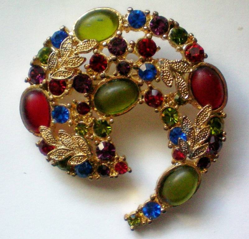 Offene Rückseite Cabochon Steinen Strass-Brosche - 4518 von OldCastleTreasures