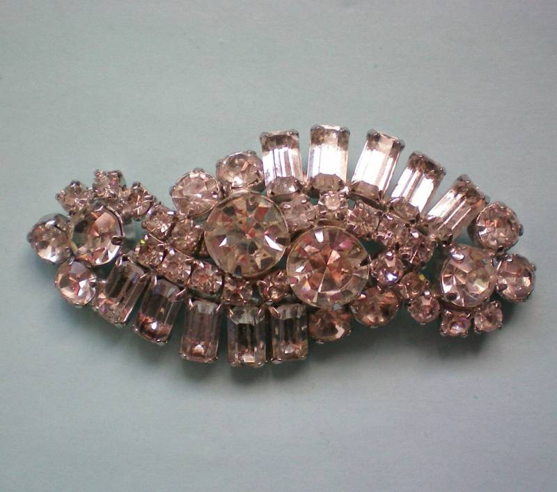 Sehr Große, Runde Und Baguette Brosche - 3020 von OldCastleTreasures