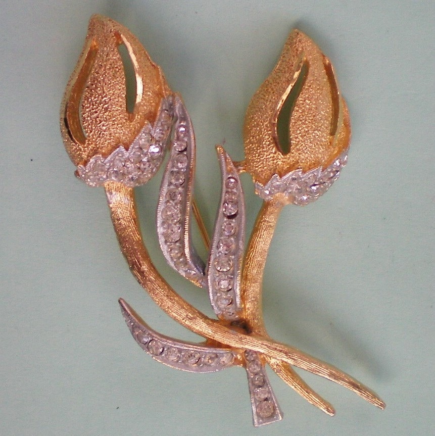 Winter-Knospen Brosche Unterzeichnet Bsk - 3861 von OldCastleTreasures