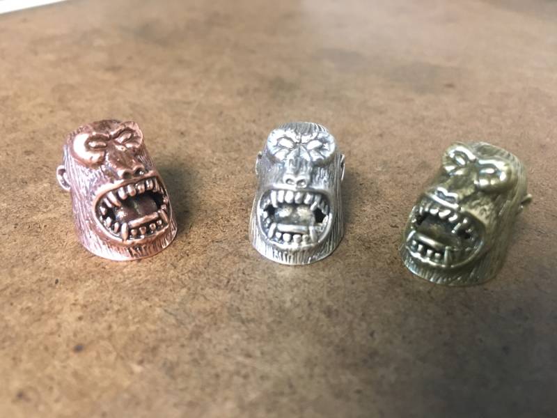 Perle Für Bärte Oder Dreadlocks Affe Gorilla Kopf Silber, Kupfer Bronze. Bartperlen Perle Für Bärte Oder Dreadlocks Affe Gorilla Kopf Silber, Kupfer Bronze. Bartperlen von OldCrowShop