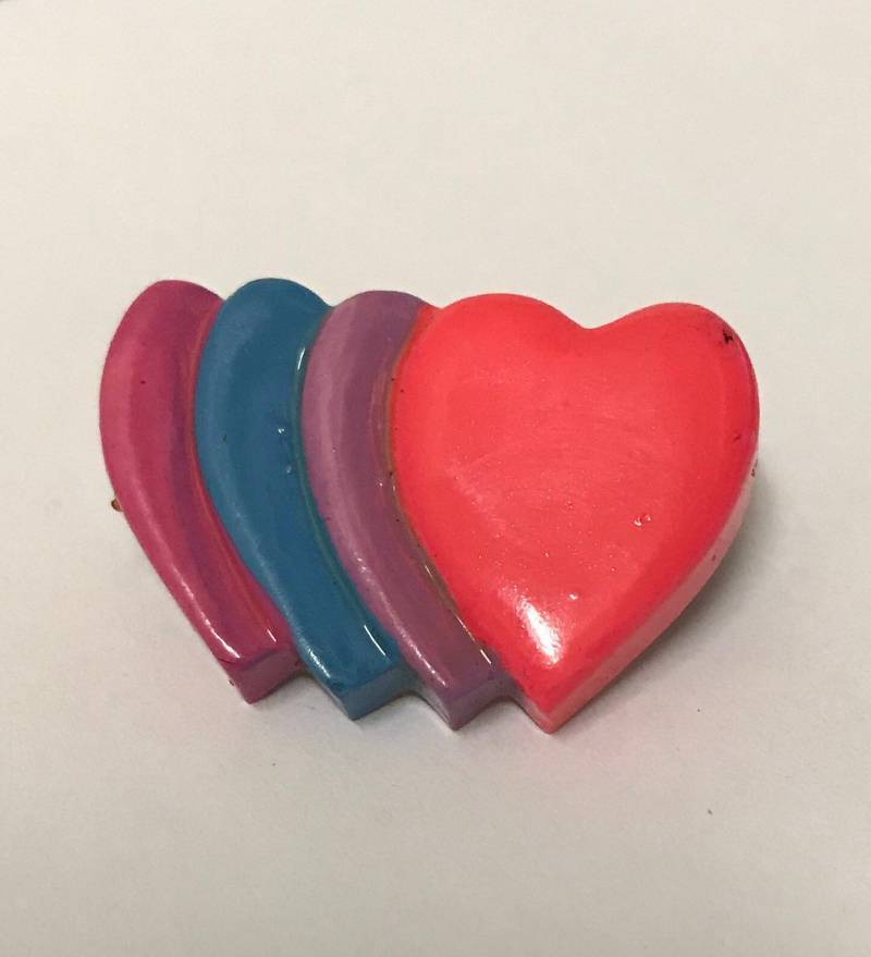 1980Er 4Er Reihe Herzen Regenbogen Pin Vintage Hut Revers Retro Altes Geschenk Shop Wunderlich Bunt Mädchen 80Er Valentinstag Liebe Kunststoff 1980Er 4Er Reihe Herzen Regenbogen Pin Vintage Hut Revers Retro Altes Geschenk Shop Wunderlich Bunt Mädchen 80Er Valentinstag Liebe Kunststoff von OldFleaToyMarket