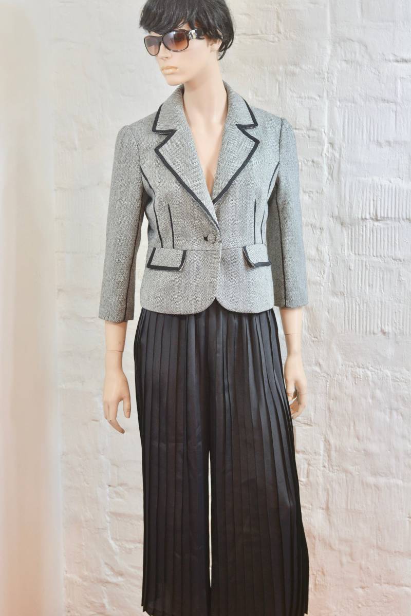 90Er Jahre Simon Schmeffrey Damen Blazer. Grau Mit Schwarzer Jacke. Größe Medium von OldGenuineThings