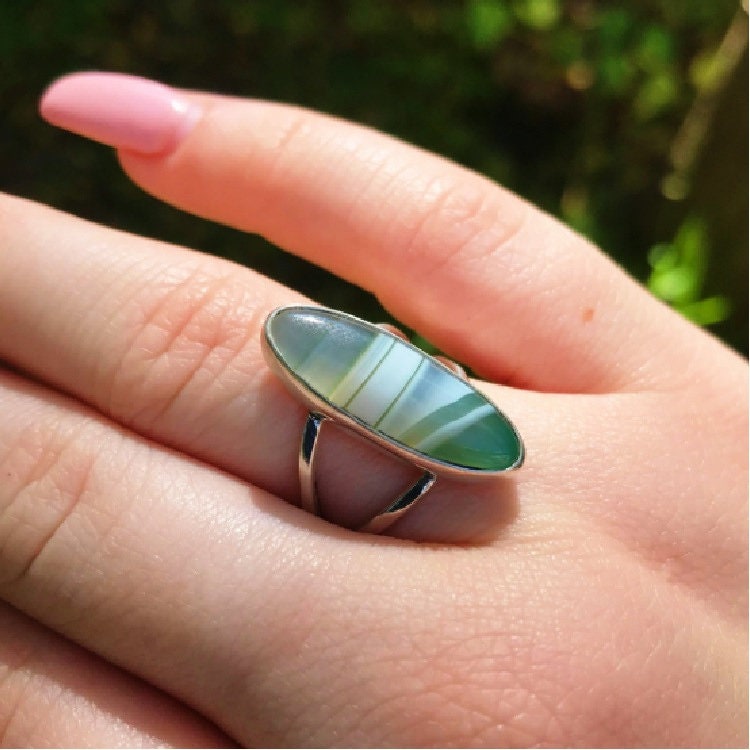 Silber Grün Gebändert Achat Ring Ist Ein Von Einer Art Und Handgefertigt Old Hippie Dave 925 Sterlingsilber Tolles Weihnachtsgeschenk Silber Grün Gebändert Achat Ring Ist Ein Von Einer Art Und Handgefertigt Old Hippie Dave 925 Sterlingsilber Tolles Weihnachtsgeschenk von OldHippieDaveJewelry