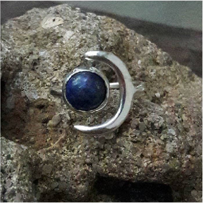 Silber Mond Ring 10 Mm Lapis Stein Ist Ein Unikat Und Wird in Handarbeit Von Old Hippie Dave 925Er Hergestellt Silber Mond Ring 10 Mm Lapis Stein Ist Ein Unikat Und Wird in Handarbeit Von Old Hippie Dave 925Er Hergestellt von OldHippieDaveJewelry