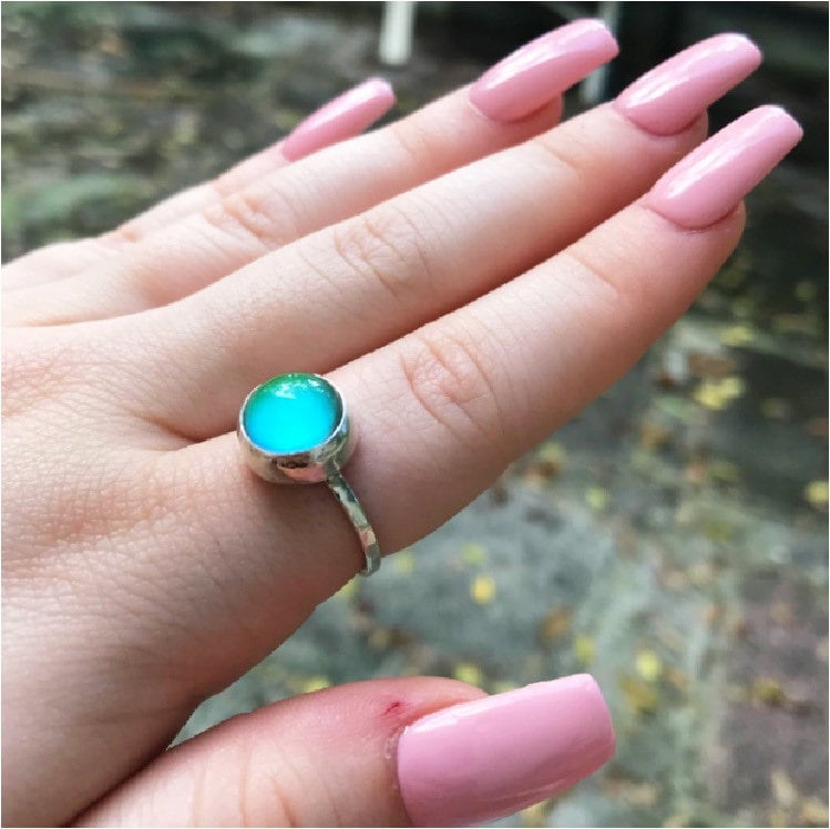 Stimmung Ring Sterling Silber Farbwechsel Ist Handgefertigt Von Old Hippie Dave 925 10 Mm Runder Stein Wasserdich Großes Weihnachtsgeschenk Stimmung Ring Sterling Silber Farbwechsel Ist Handgefertigt Von Old Hippie Dave 925 10 Mm Runder Stein Wasserdich Großes Weihnachtsgeschenk von OldHippieDaveJewelry