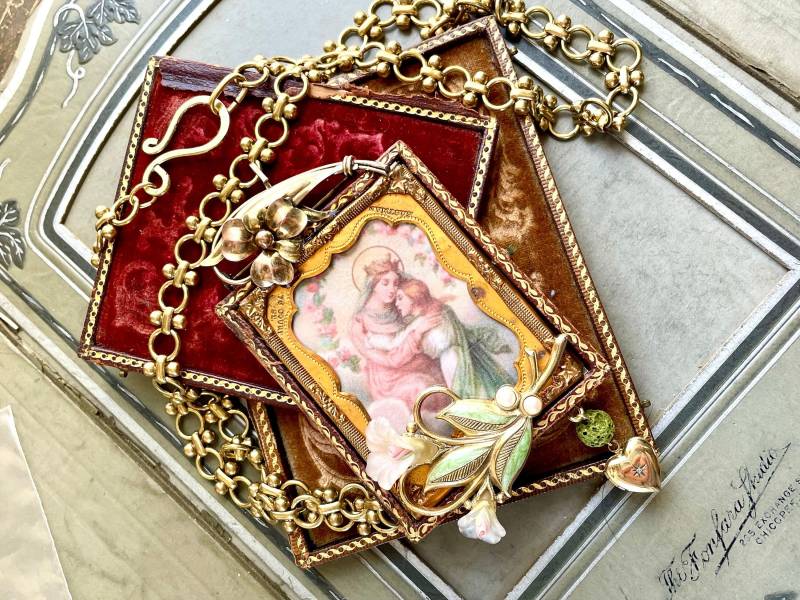Mutter Kind Devotionalie Daguerreotypie Halskette Montage Schmuck Religiös Spirituellen Katholisch Maria Jesus Gothic Memento Mori Oldnouveau von OldNouveau