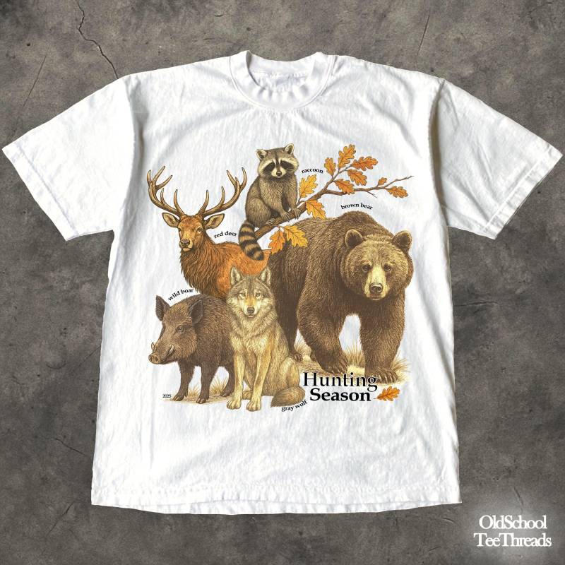 Jagdsaison Vintage Tier T-Shirt, Retro Wildtier Wald Herbst Natur Jäger Top Jagdsaison Vintage Tier T-Shirt, Retro Wildtier Wald Herbst Natur Jäger Top von OldSchoolTeeThreads