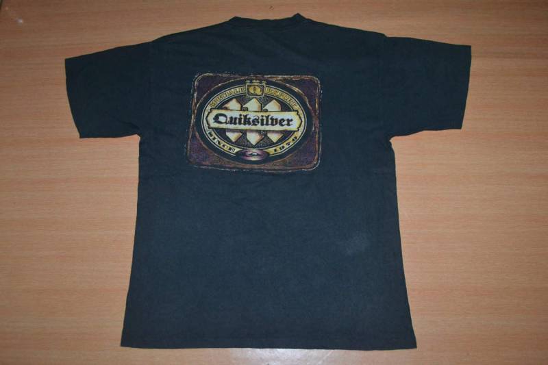 Vintage 90Er Jahre Quiksilver Surfbrett Surfen Hawaii Made in Usa L Größe T-Shirt von OldSchoolZone