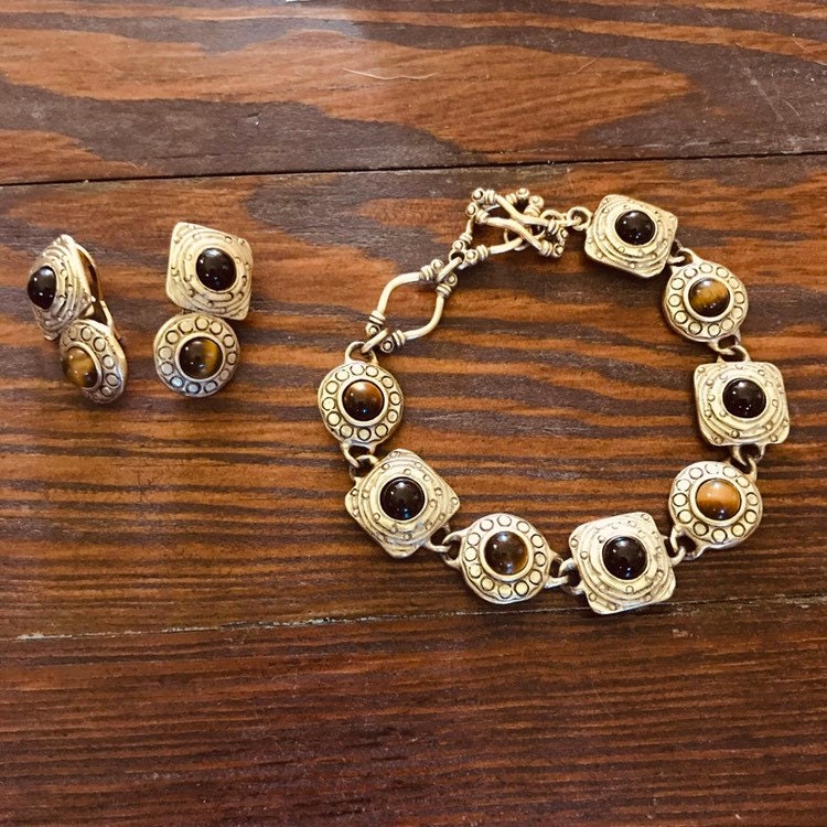 Tigerauge Armband Und Ohrringe Set Tigerauge Armband Und Ohrringe Set von OldSoulAntiqueCo
