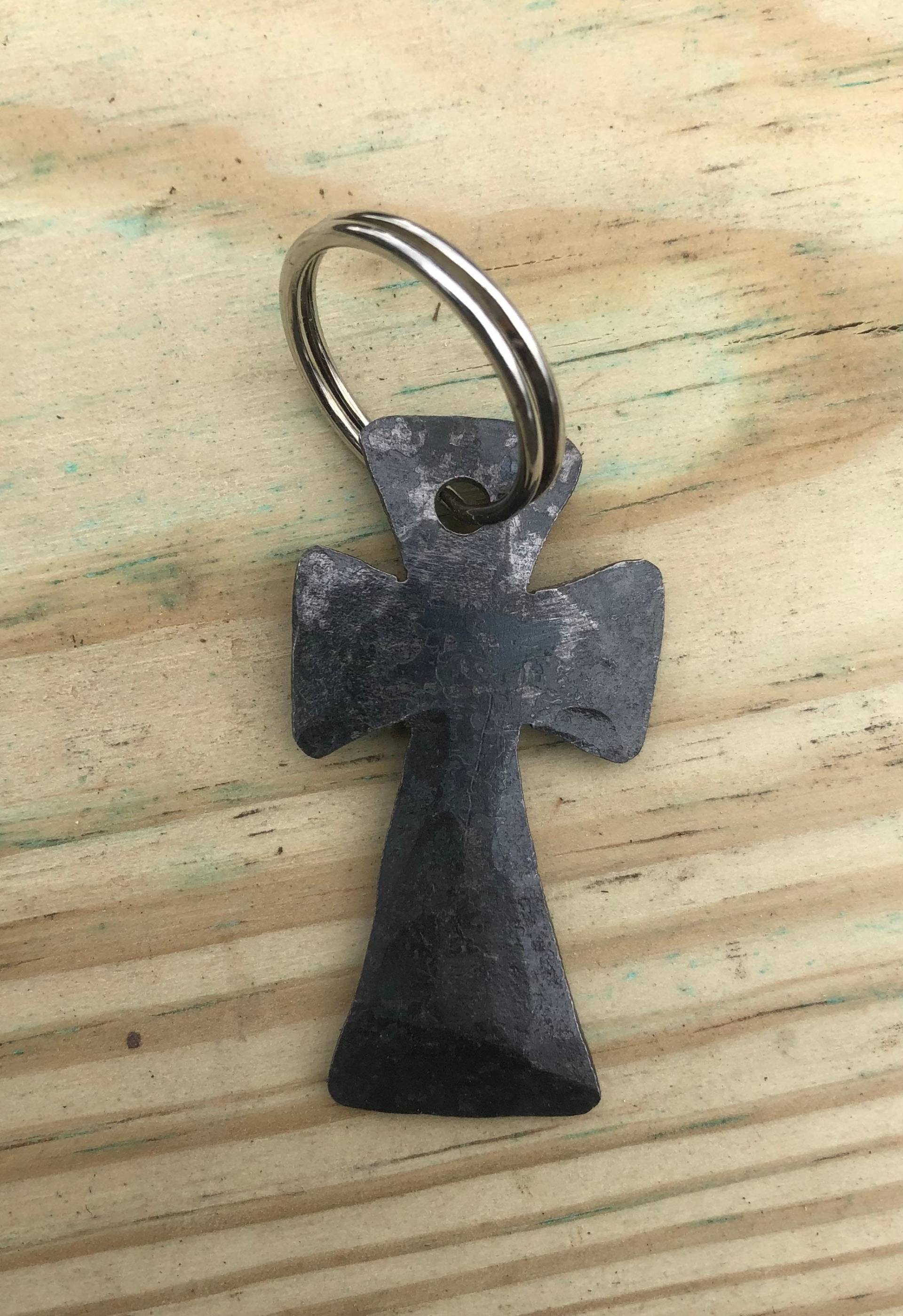 Handgeschmiedeter Kreuz Schlüsselanhänger Handgeschmiedeter Kreuz Schlüsselanhänger von OldSouthCreations