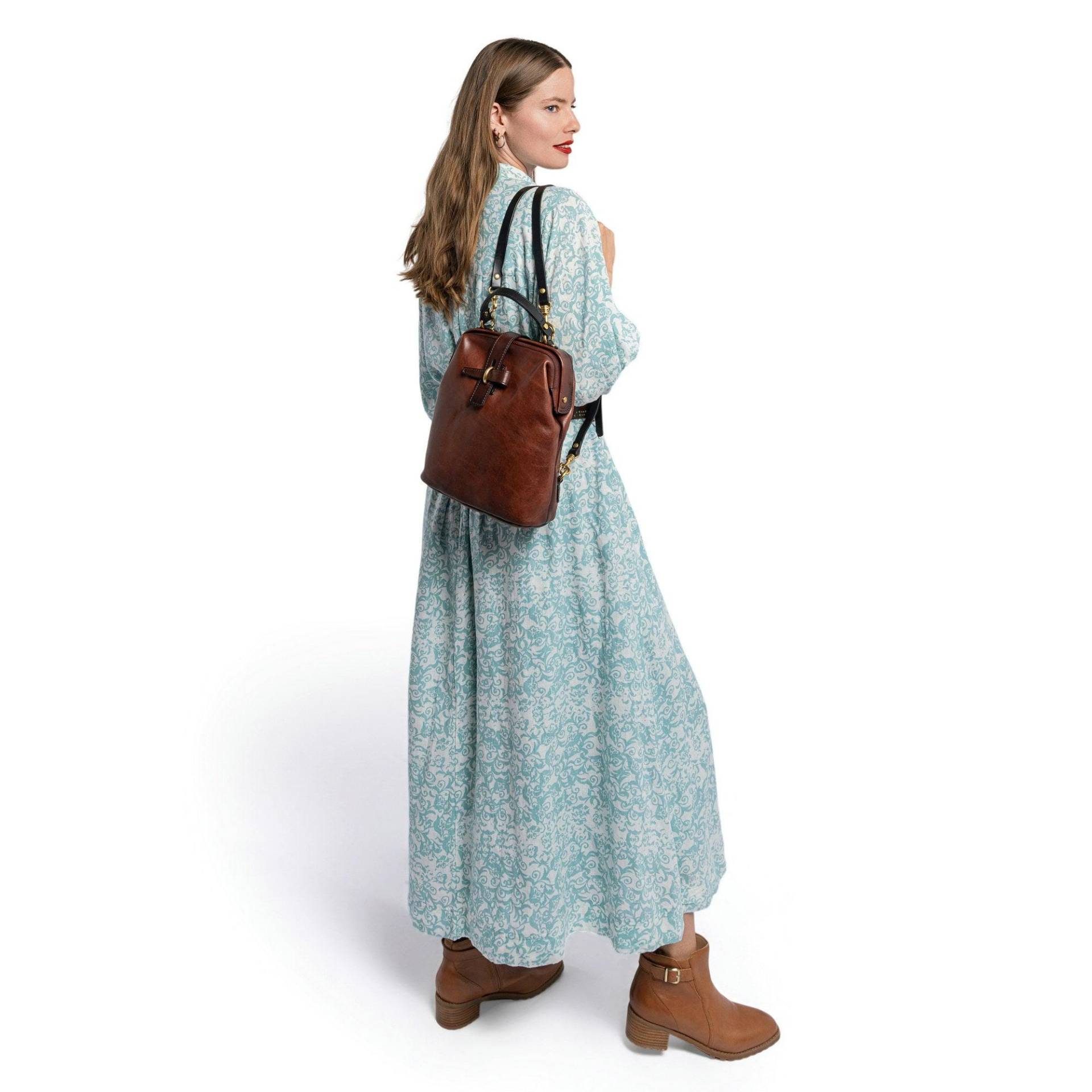 Handgefertigter Rucksack Aus Leder Pamela Reisetasche Handgefertigter Rucksack Aus Leder Pamela Reisetasche von OldTrendBrand