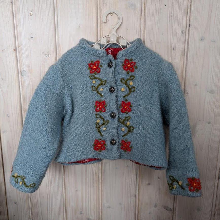 Handgemachte Wolle Baby Mantel Gestickte Blumen, Deutsches Design von OldWorldThrifts