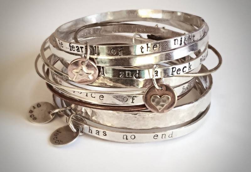 Personalisiertes Bettelarmband Handgemachtes Freundschaftsgeschenk Für Jahrestag Oder Geburtstag von OldeDogNewTricks