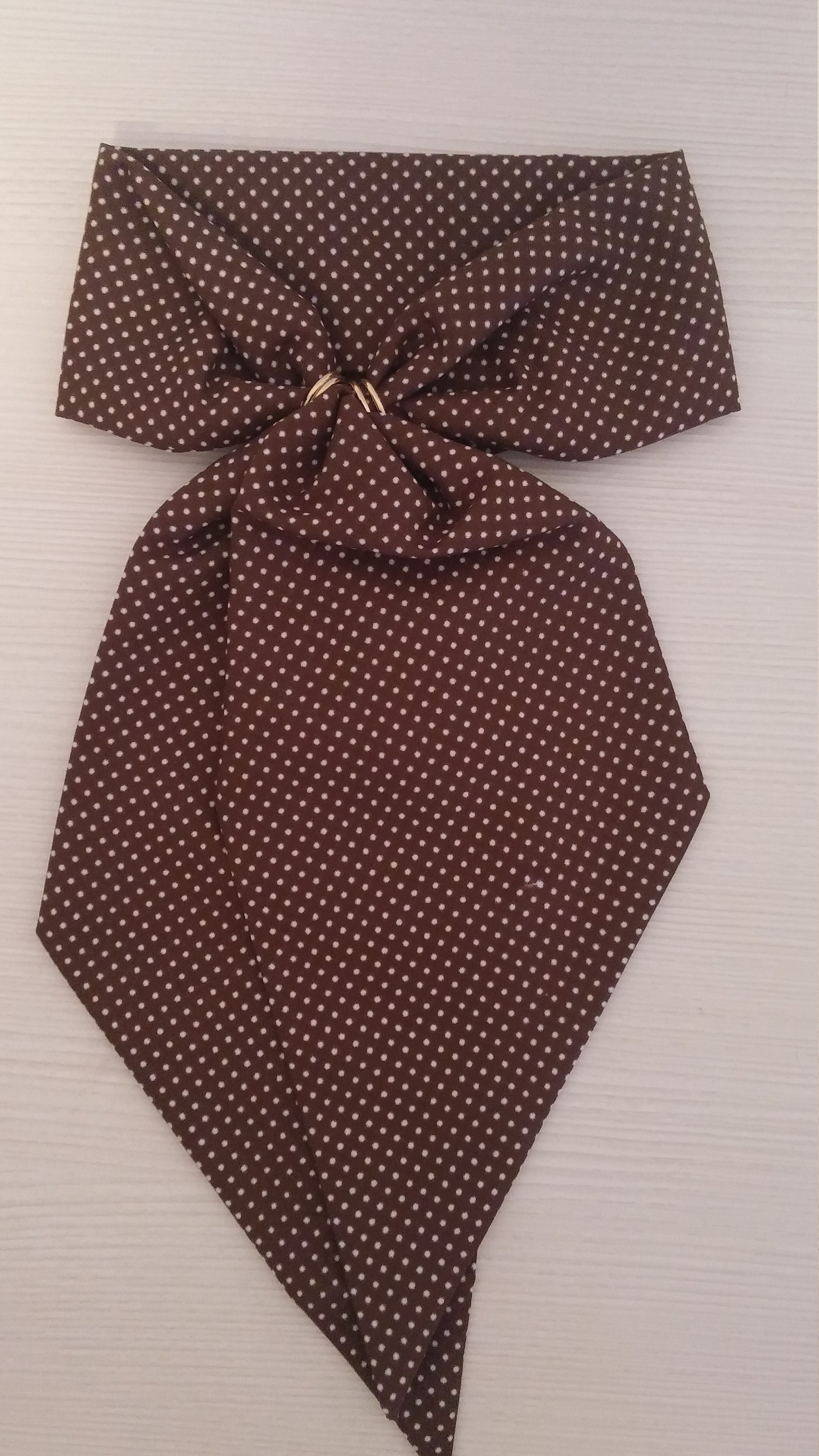 Fliege-Braun Auf Weißen Punkten, Die Noch Nie Getragen Neue Vintage Retro Für Sammler Fans Und Liebhaber Der Krawatte Fliege-Braun Auf Weißen Punkten, Die Noch Nie Getragen Neue Vintage Retro Für Sammler Fans Und Liebhaber Der Krawatte von OldiesButGoldiesCro