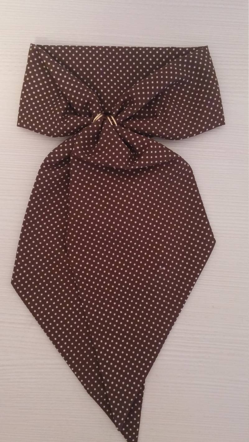 Fliege-Braun Auf Weißen Punkten, Die Noch Nie Getragen Neue Vintage Retro Für Sammler Fans Und Liebhaber Der Krawatte Fliege-Braun Auf Weißen Punkten, Die Noch Nie Getragen Neue Vintage Retro Für Sammler Fans Und Liebhaber Der Krawatte von OldiesButGoldiesCro