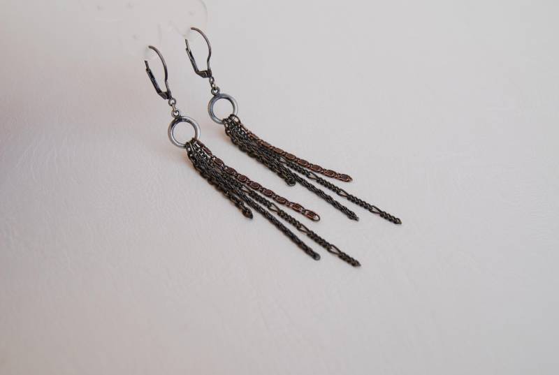 Die Quasten Baumeln Ohrringe Gemischt Metall Rocker Grunge Stil Die Quasten Baumeln Ohrringe Gemischt Metall Rocker Grunge Stil von OleePrettyNecklace