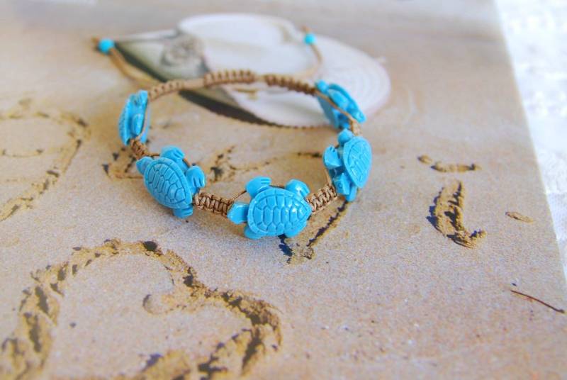 Türkis Schildkröte Armband Geflochtener Makramee Boho Strandschmuck Türkis Schildkröte Armband Geflochtener Makramee Boho Strandschmuck von OleePrettyNecklace