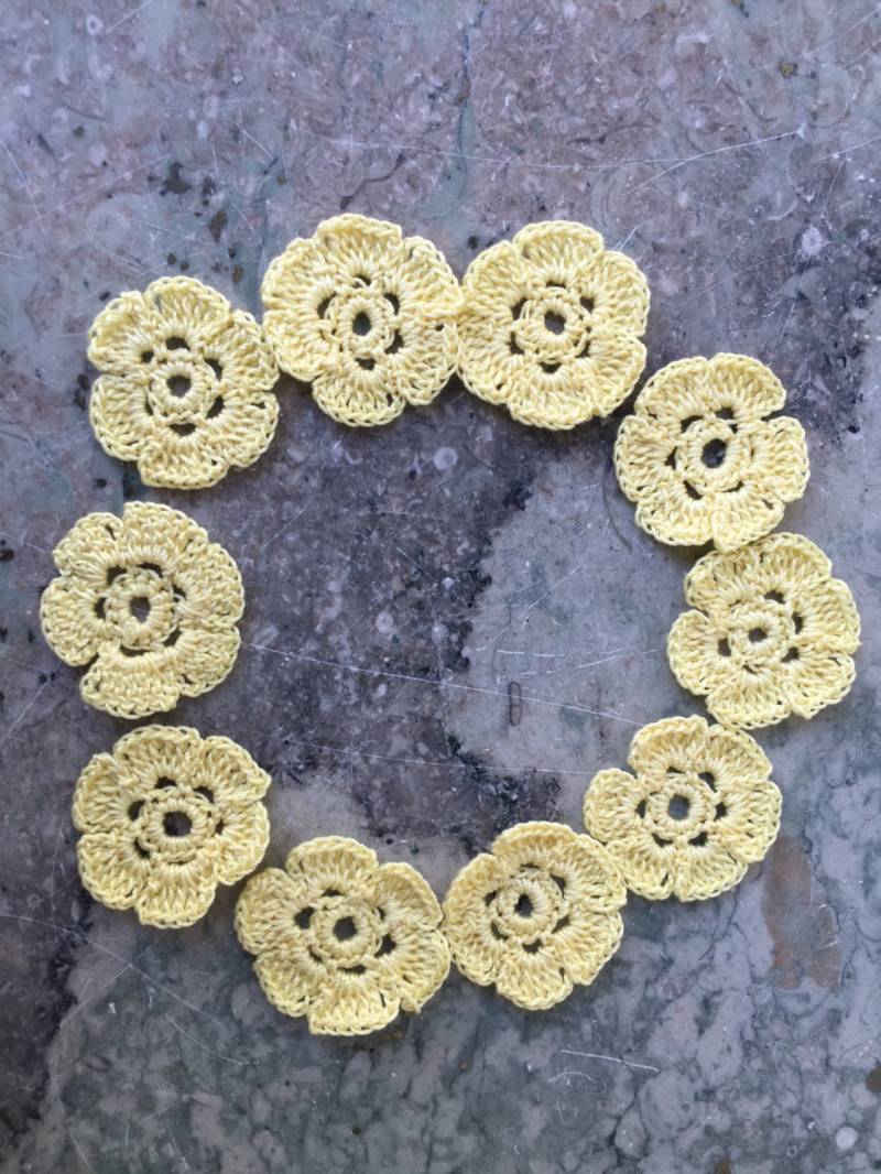 Häkelfaden Blume Häkeln Applikation Gelb Motiv Satz Von 10 Damen Accessoire Gehäkelt Häkelfaden Blume Häkeln Applikation Gelb Motiv Satz Von 10 Damen Accessoire Gehäkelt von OlenasDesign