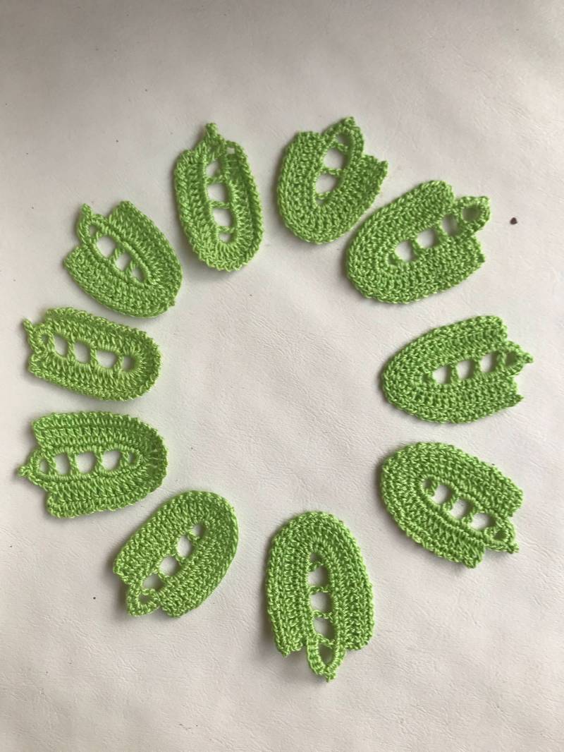 Set Mit 10 Gehäkelten Baumwollfaden Blätter Häkelapplikation Grün Dekomotiv Verschönerung Accessoire Ornamente Bastelbedarf von OlenasDesign