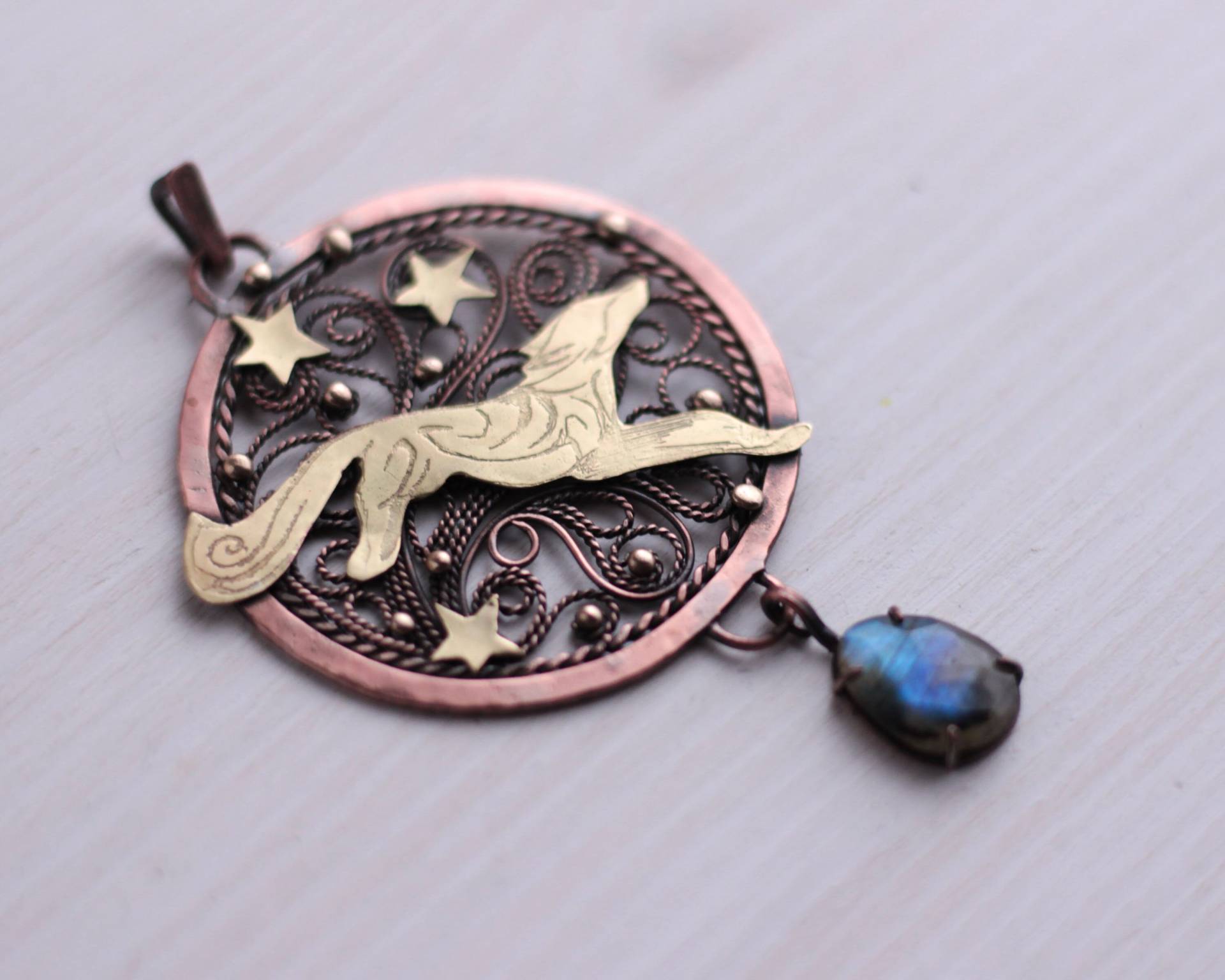Handgefertigte Filigrane Labradorit Fuchs Halskette - Kupfer Totem Fantasy Schmuck Handgefertigte Anhänger Geschenk Für Sie Handgefertigte Filigrane Labradorit Fuchs Halskette - Kupfer Totem Fantasy Schmuck Handgefertigte Anhänger Geschenk Für Sie von OlgaMarvelousArtShop