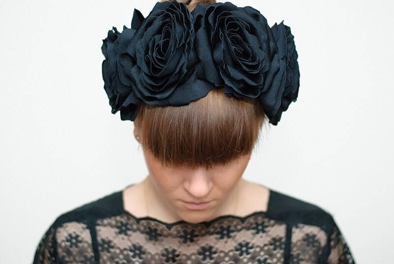 Schwarze Blume Krone Oder Band Für Bund, Kopf, Schulter. Kokoshnik, Blumenkrone, Blume-Gürtel von OlgaRe