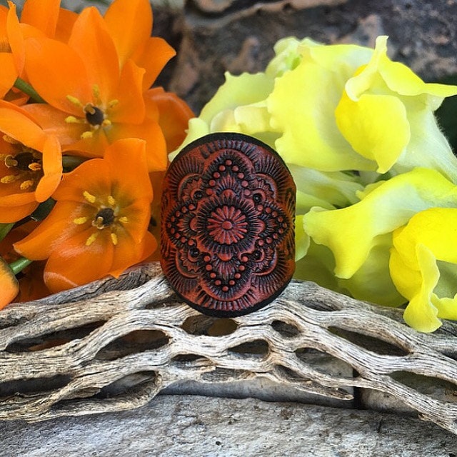Der Daisy Pop Lederring Der Daisy Pop Lederring von OliRoseCollection
