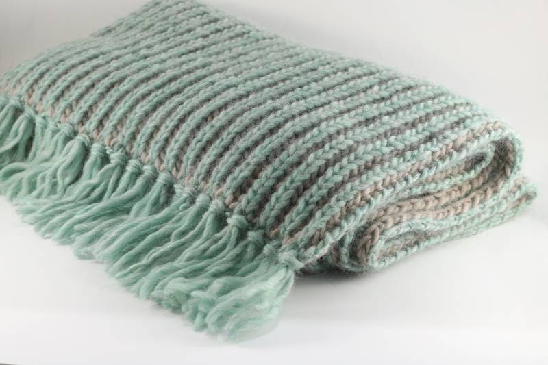 Große Hand Stricken Brötchen Grün Und Grau Wolleschal Große Hand Stricken Brötchen Grün Und Grau Wolleschal von OlieKnits