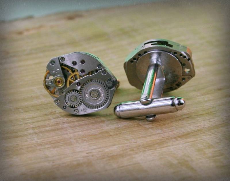 Ausverkauf... Ovale Uhr Bewegung Manschettenknöpfe, Steampunk Manschettenknöpfe. Schmuck, Vintage Uhrwerk Manschettenknöpfe von Olisava