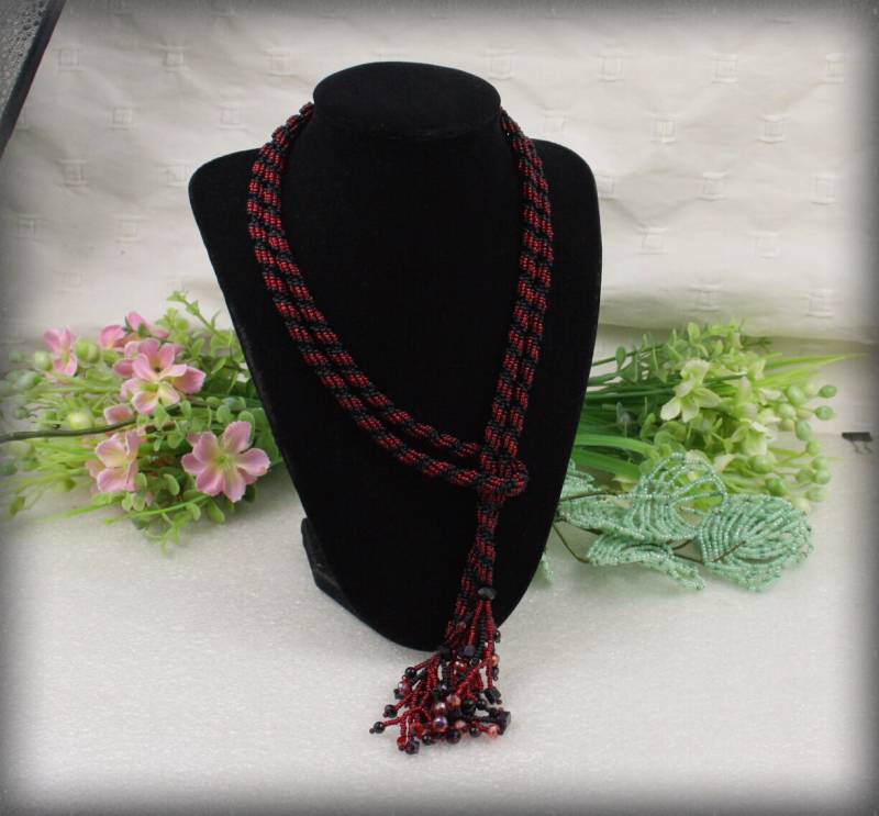 Perlen Rot Und Schwarz Lange Lariat Seil , Rocailles Halskette Perlen Rot Und Schwarz Lange Lariat Seil , Rocailles Halskette von Olisava