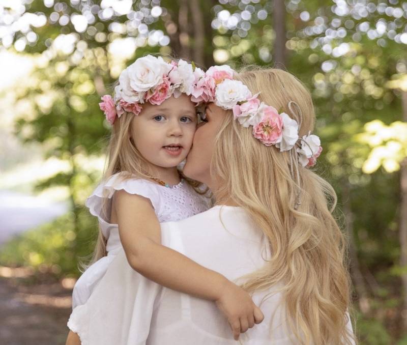 Mama Und Ich Blumenkrone, Baby Erwachsene Blumenmädchen Tieback Blumenkrone Stirnband Mama Und Ich Blumenkrone, Baby Erwachsene Blumenmädchen Tieback Blumenkrone Stirnband von OliveAndEggplant