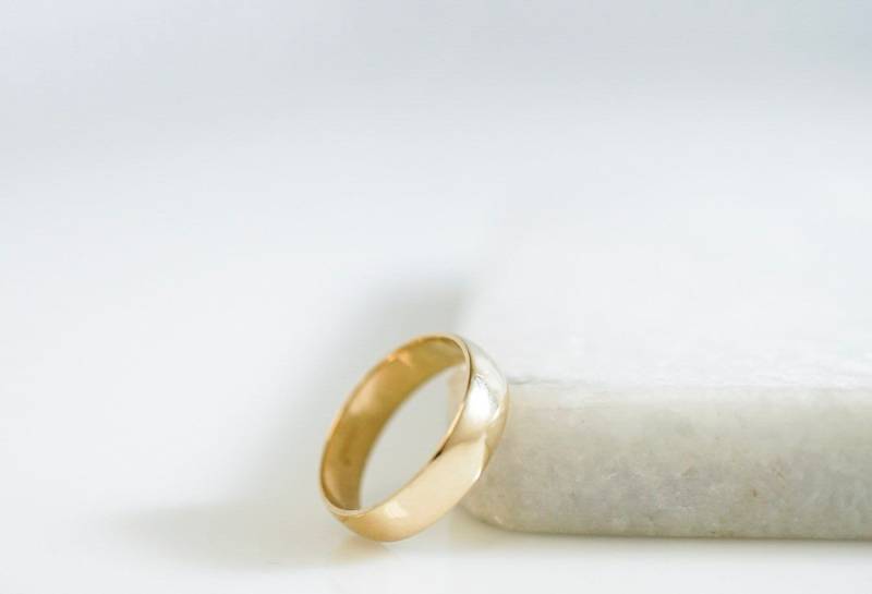 14K Solid Gold 4, 5 Mm Ehering | Versprechen Ring Gravur Inklusive Jubiläumsgeschenk von OliveBranchByAutumn