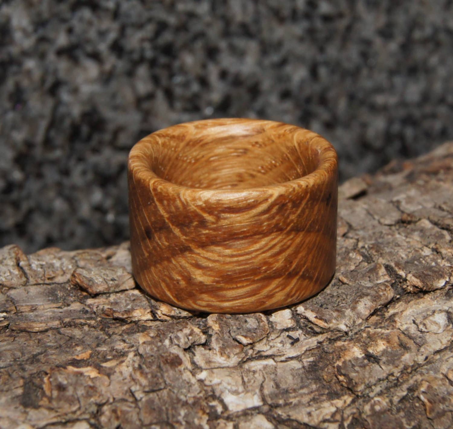 Eiche Ring von OliveWoodJewellery