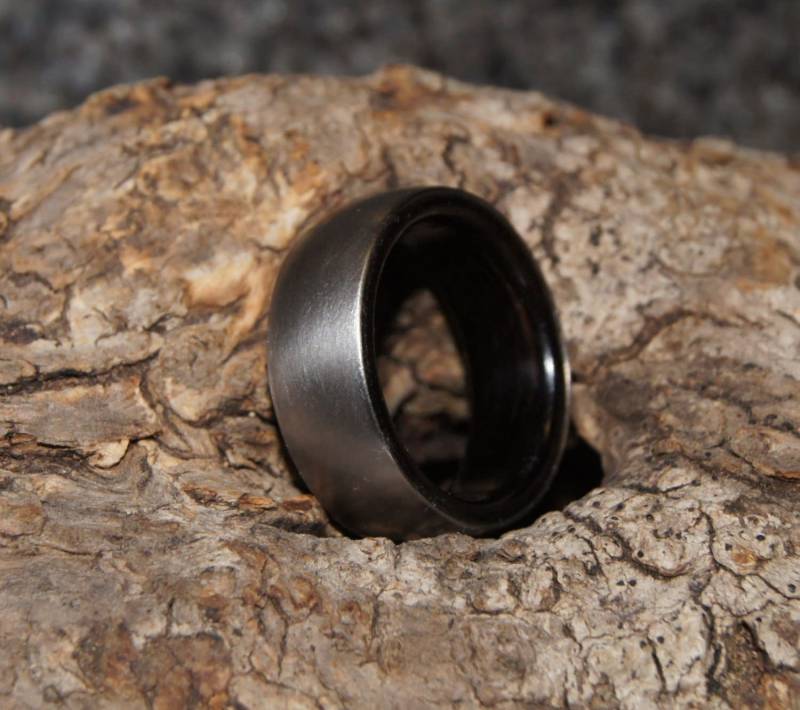 Holzring Jede Größe - Ebenholz Und Edelstahlring, Innere Holzhülse Holzring Jede Größe - Ebenholz Und Edelstahlring, Innere Holzhülse von OliveWoodJewellery