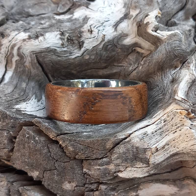 Ring Aus Eiche & Wolfram - Größe 12 von OliveWoodJewellery