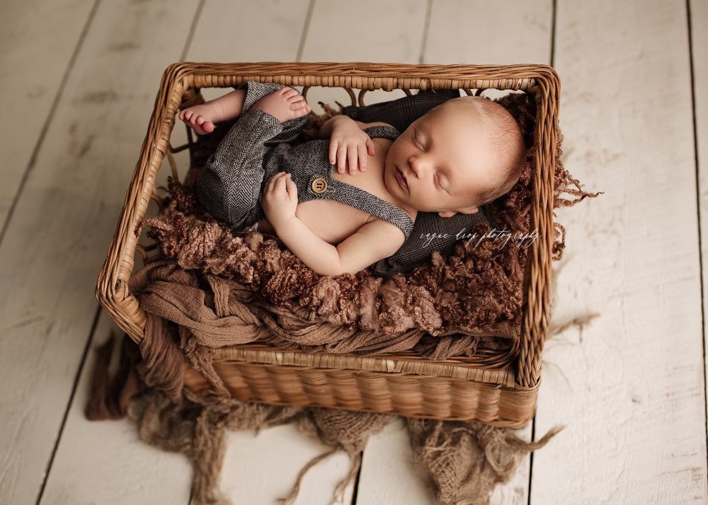 Felix Overalls, Newborn Photography Prop, Boy Props, Fotografie Grau, Hose, Heringbone Overalls von OliverandJuteProps