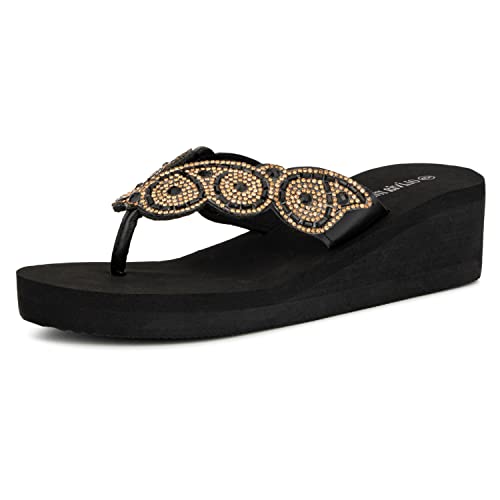 Olivia Miller Damen Mode Damen Schuhe, Galerie PU Veganes Leder Bling Jewel Strass Flip Flops TStrap Tanga Stil Slip On Casual Dressy Sommer Strand 5 cm EVA Plateau Keilabsatz Slide Sandalen, von Olivia Miller