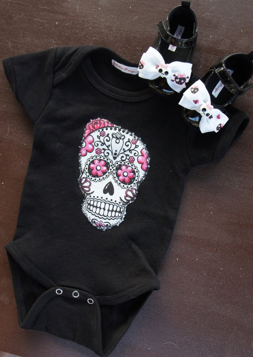 Olivia Paige - Rockabilly Baby Punk Rock Sugar Skull Skelett Outfit Body Mit Schuhen Olivia Paige - Rockabilly Baby Punk Rock Sugar Skull Skelett Outfit Body Mit Schuhen von OliviaPaigeClothing