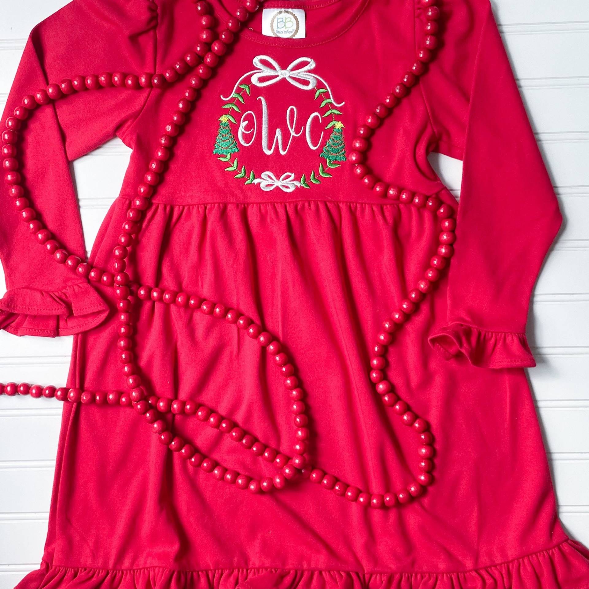 Mädchen Monogramm Weihnachtskleid, Personalisiertes Kleid, Rotes Grünes Weihnachtsmann-Kleid, Weihnachtsfeier-Kleid von OliviaTateApplique