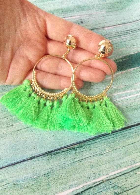 Clip Auf Lime Grün Boho Quaste Creol En von Oliviadivine